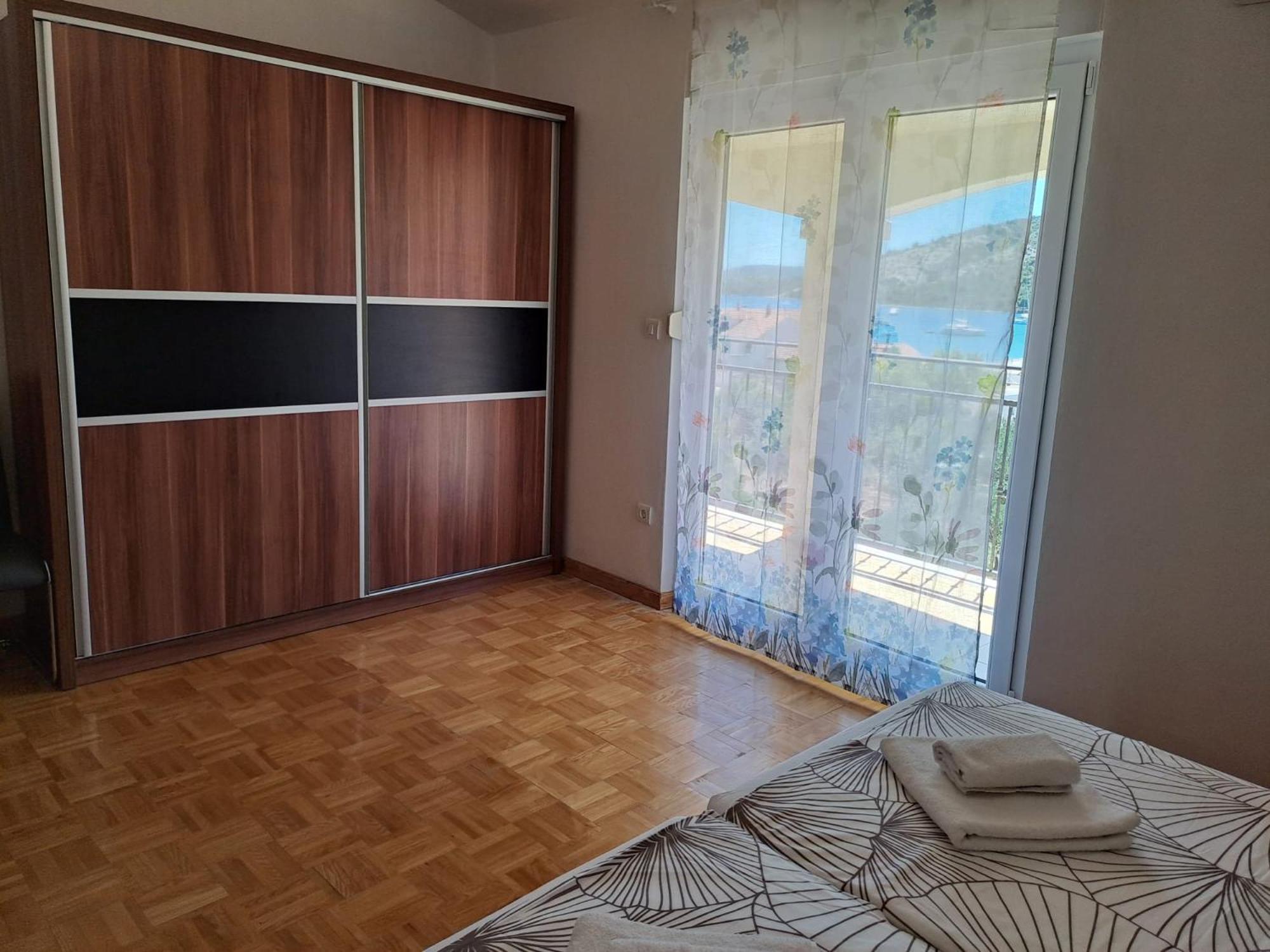 Apartments Neli Vinišće Zewnętrze zdjęcie